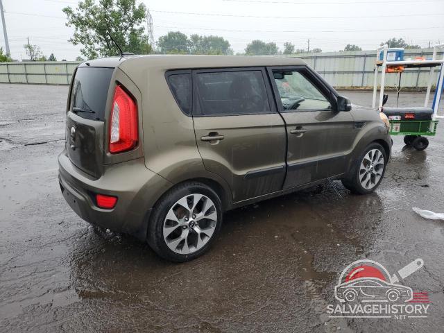 KNDJT2A68D7577253 2013 KIA SOUL photo no. 3