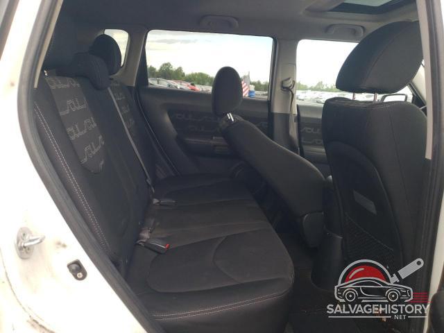KNDJT2A6XD7493094 2013 KIA SOUL photo no. 10