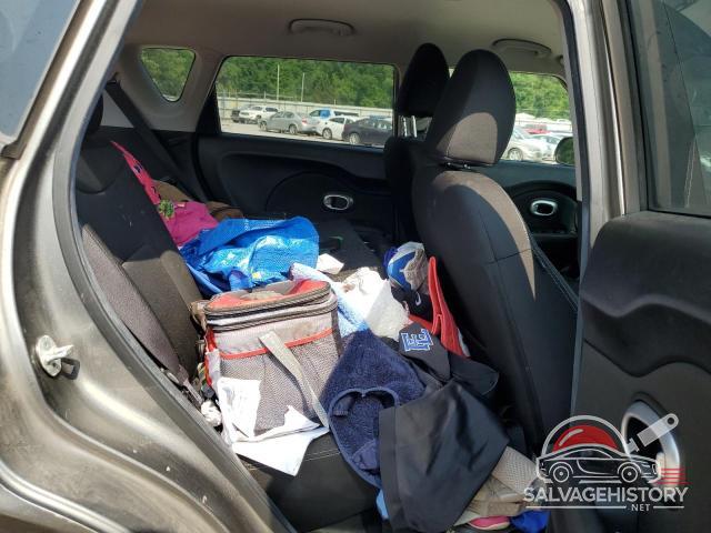 KNDJN2A22E7050639 2014 KIA SOUL photo no. 11