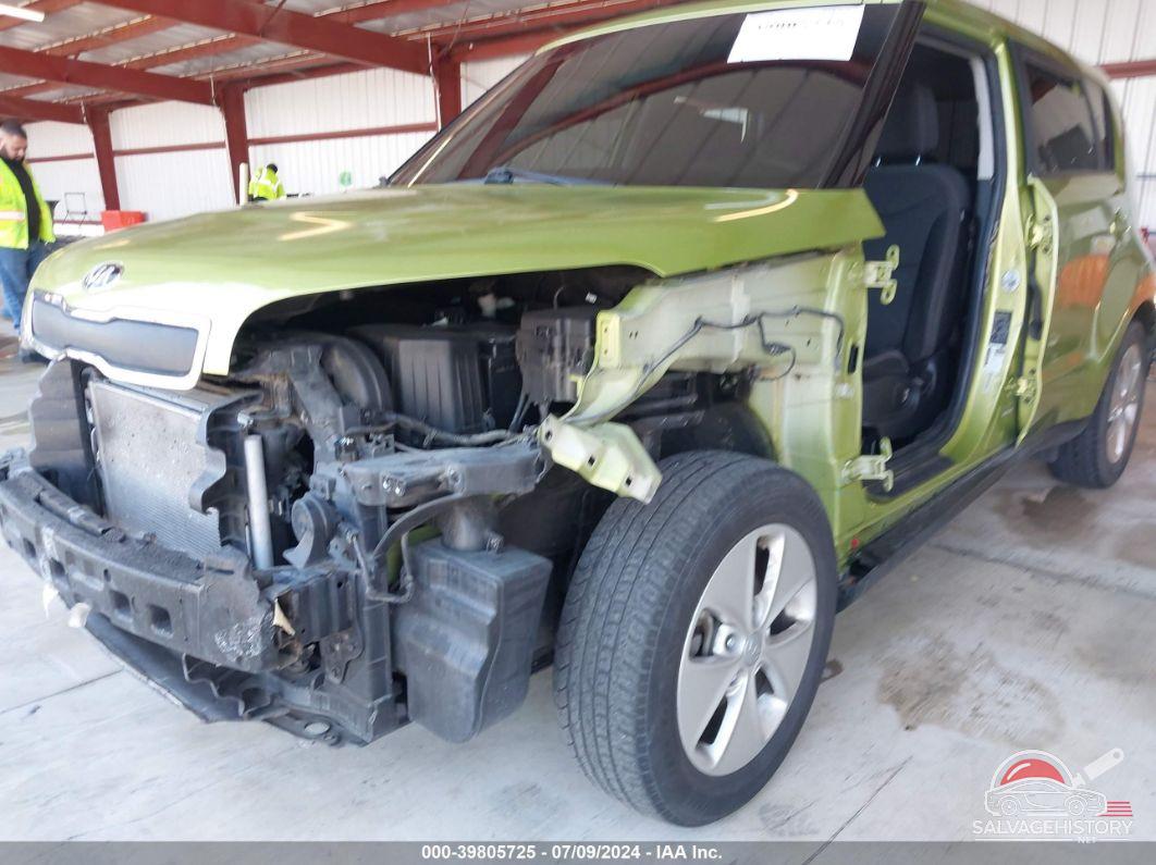 KNDJN2A24E7741736 2014 KIA SOUL photo no. 6