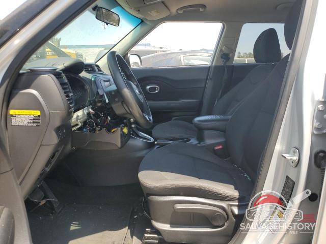 KNDJN2A26E7701609 2014 KIA SOUL photo no. 7