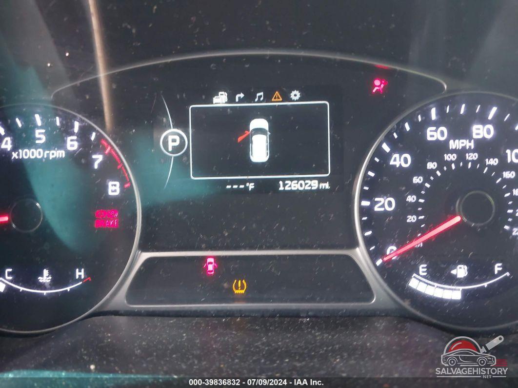 KNDJX3A58E7022483 2014 KIA SOUL photo no. 7