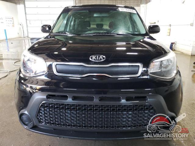 KNDJN2A21F7167338 2015 KIA SOUL photo no. 5
