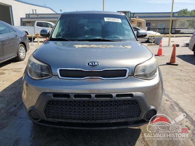 KNDJN2A22F7228437 2015 KIA SOUL photo no. 5