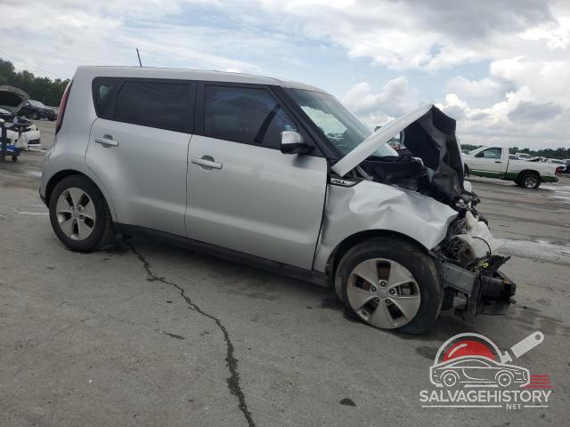 KNDJN2A22F7794047 2015 KIA SOUL photo no. 4
