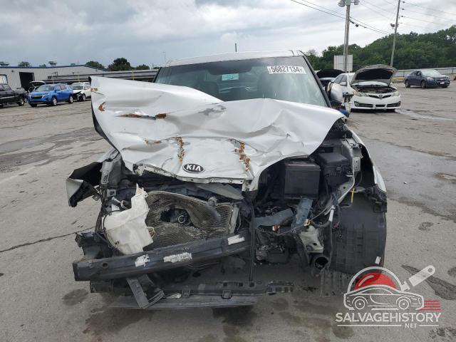 KNDJN2A22F7794047 2015 KIA SOUL photo no. 5