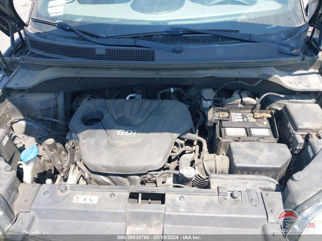 KNDJN2A23F7172640 2015 KIA SOUL photo no. 10