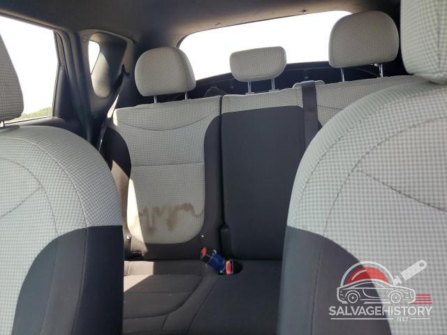 KNDJN2A24F7120305 2015 KIA SOUL photo no. 10