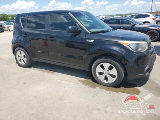 KNDJN2A24F7120305 2015 KIA SOUL photo no. 4