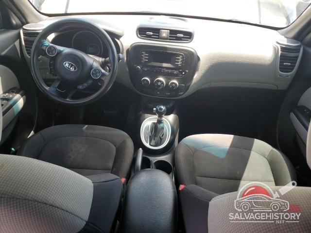 KNDJN2A24F7120305 2015 KIA SOUL photo no. 8