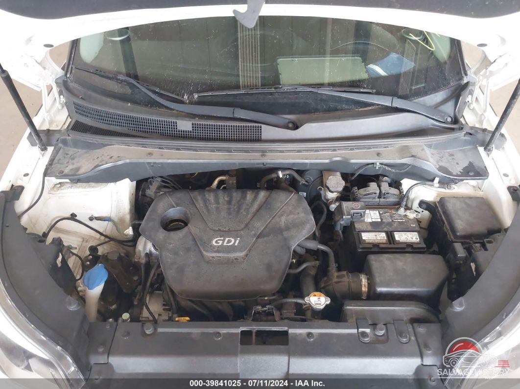 KNDJN2A25F7780580 2015 KIA SOUL photo no. 10