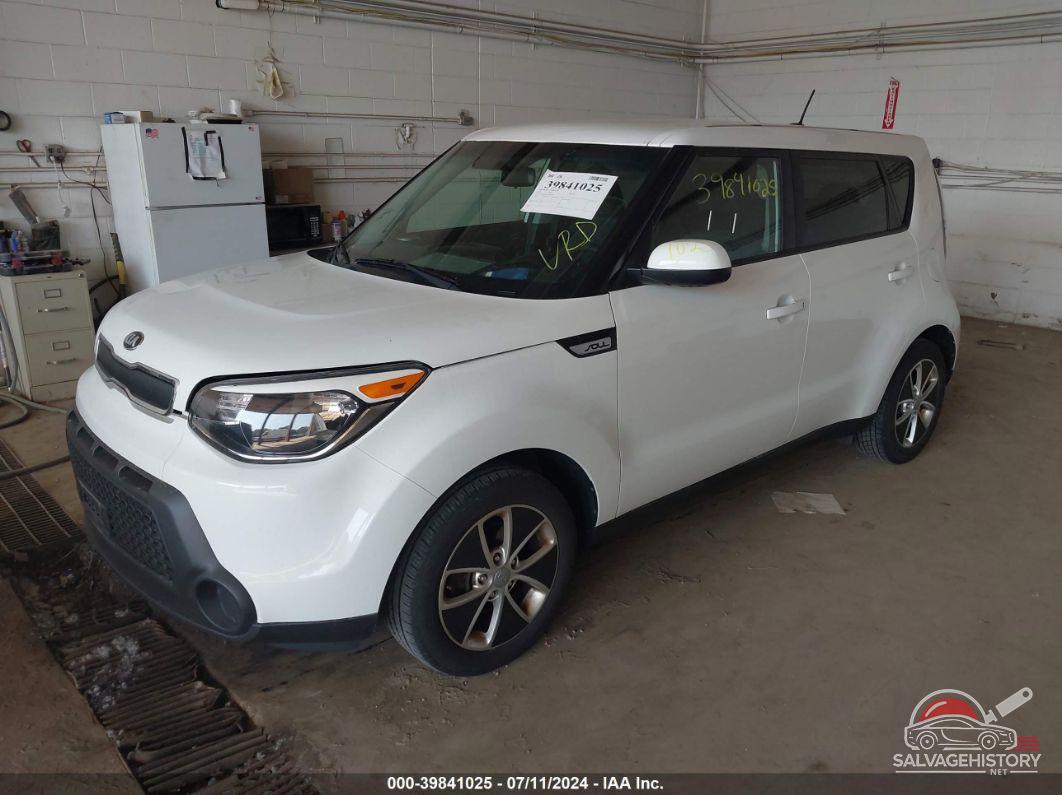 KNDJN2A25F7780580 2015 KIA SOUL photo no. 2