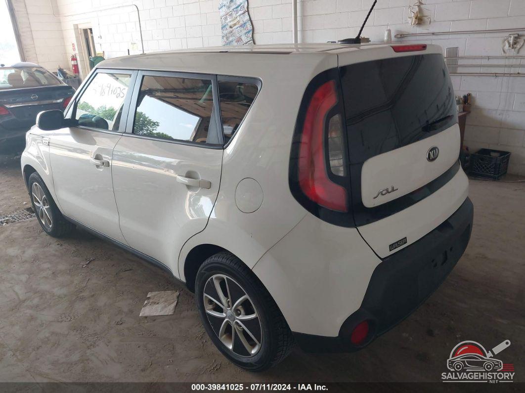 KNDJN2A25F7780580 2015 KIA SOUL photo no. 3