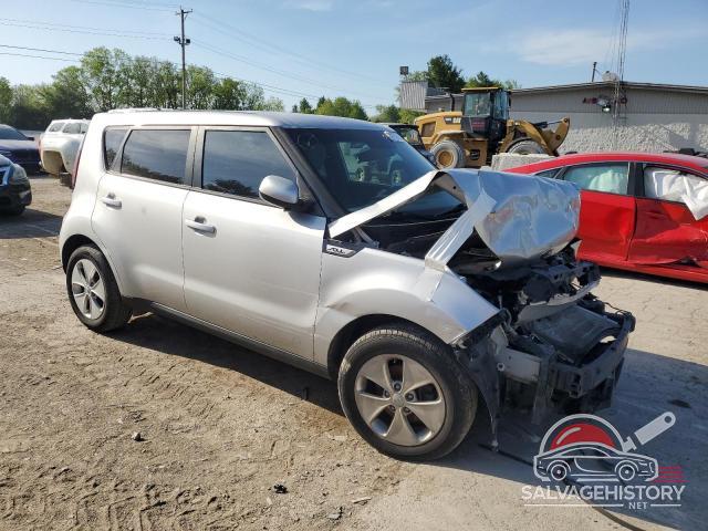 KNDJN2A27F7799857 2015 KIA SOUL photo no. 4