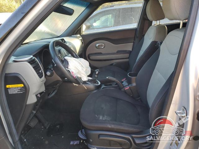 KNDJN2A27F7799857 2015 KIA SOUL photo no. 7