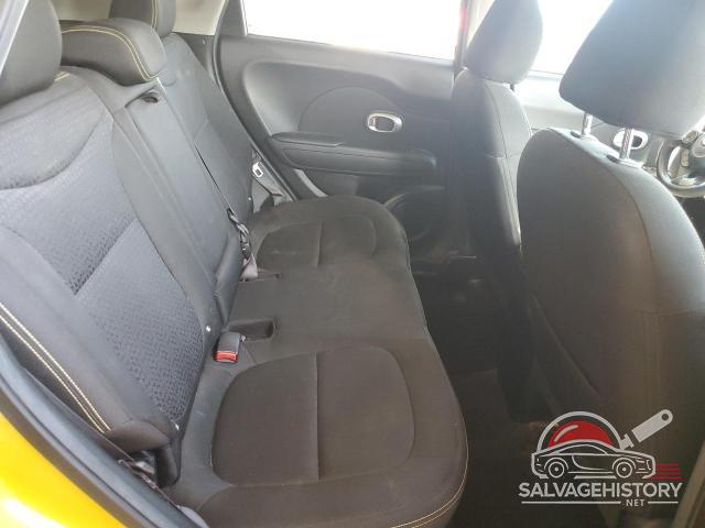 KNDJP3A51F7113984 2015 KIA SOUL photo no. 10