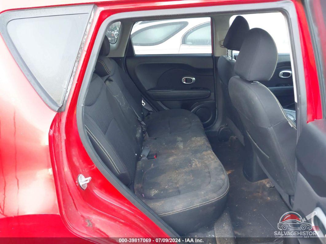 KNDJP3A51F7774737 2015 KIA SOUL photo no. 8