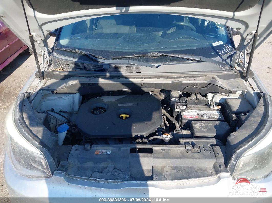 KNDJP3A55F7753986 2015 KIA SOUL photo no. 10