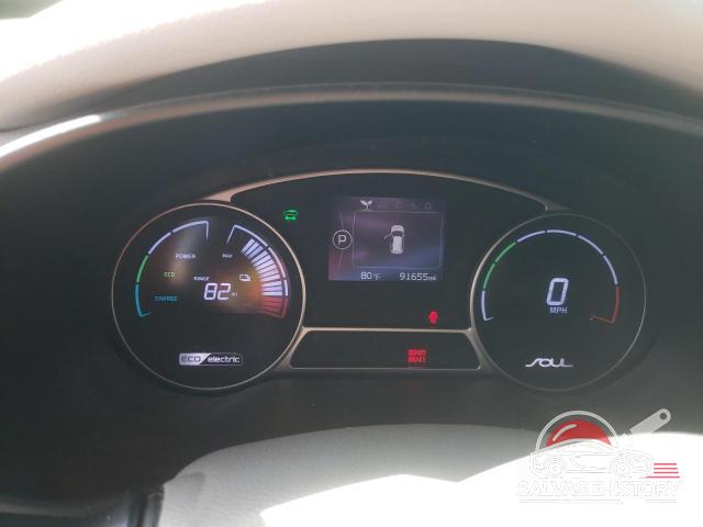 KNDJP3AE9F7001952 2015 KIA SOUL photo no. 9