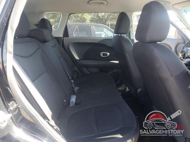 KNDJN2A20G7389306 2016 KIA SOUL photo no. 10