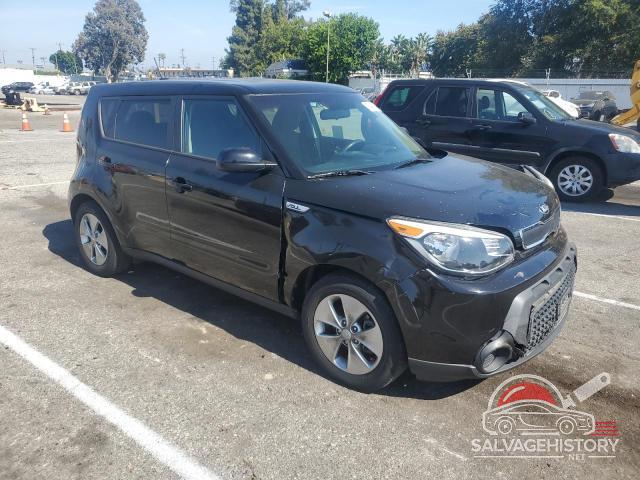KNDJN2A20G7389306 2016 KIA SOUL photo no. 4