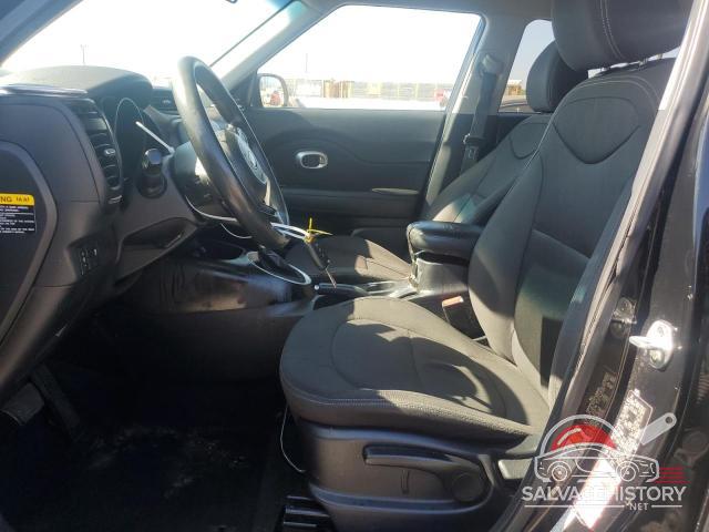 KNDJN2A20G7389306 2016 KIA SOUL photo no. 7