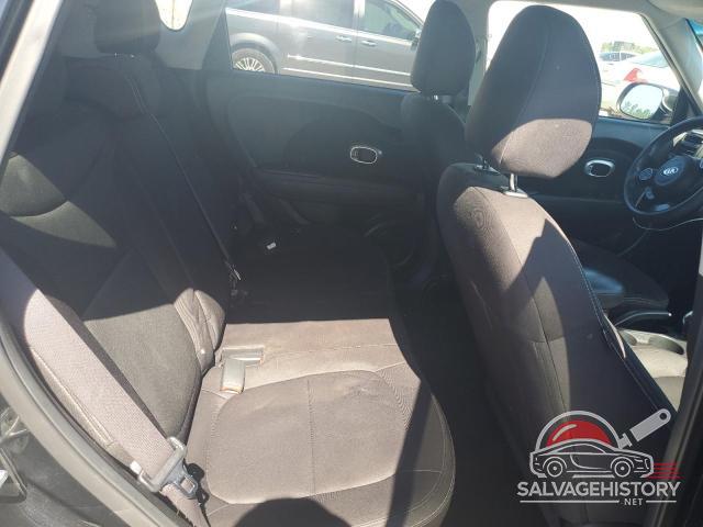 KNDJN2A21G7298559 2016 KIA SOUL photo no. 11