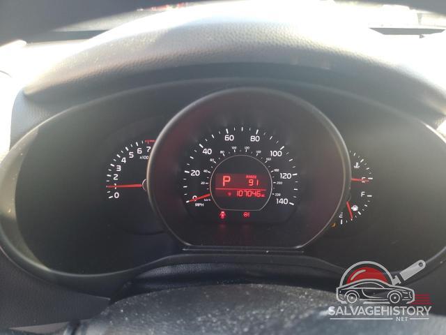 KNDJN2A21G7298559 2016 KIA SOUL photo no. 9