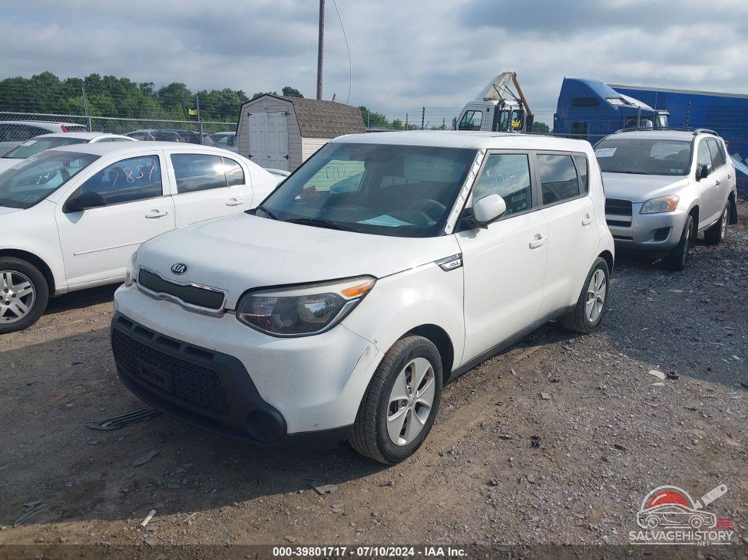 KNDJN2A23G7400010 2016 KIA SOUL photo no. 2