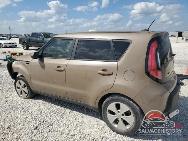 KNDJN2A24G7268505 2016 KIA SOUL photo no. 2
