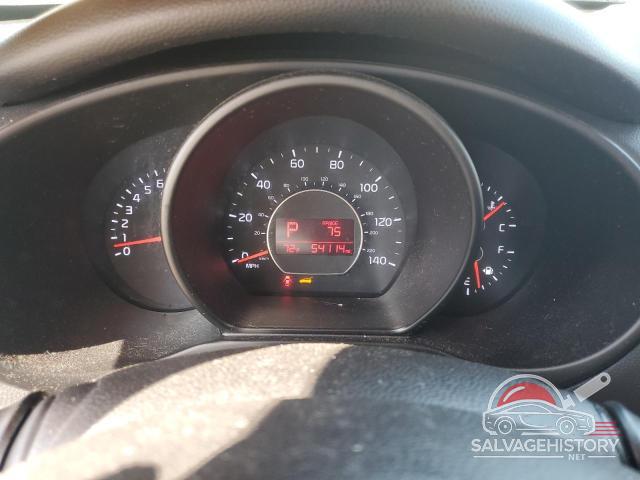 KNDJN2A24G7821508 2016 KIA SOUL photo no. 9