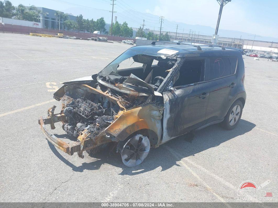 KNDJN2A26G7836866 2016 KIA SOUL photo no. 2