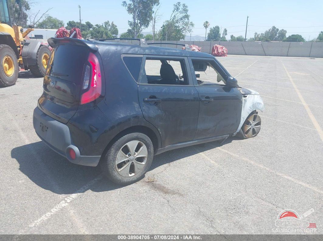 KNDJN2A26G7836866 2016 KIA SOUL photo no. 4