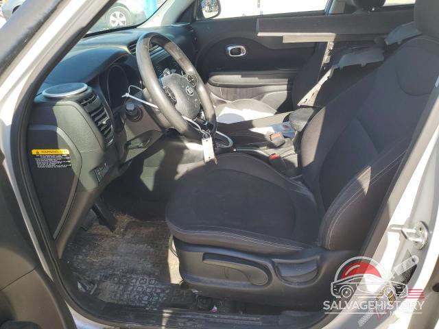 KNDJN2A26G7859063 2016 KIA SOUL photo no. 7