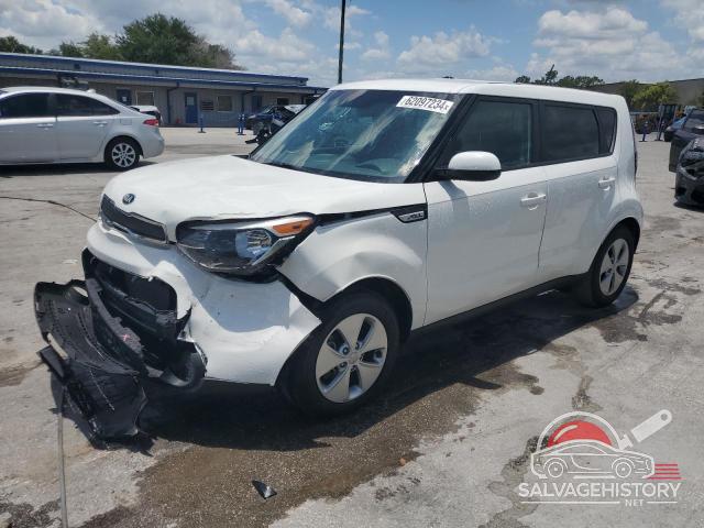 KNDJN2A27G7405582 2016 KIA SOUL photo no. 14