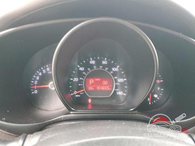KNDJN2A29G7270900 2016 KIA SOUL photo no. 9