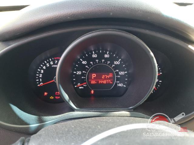 KNDJN2A2XG7320090 2016 KIA SOUL photo no. 9