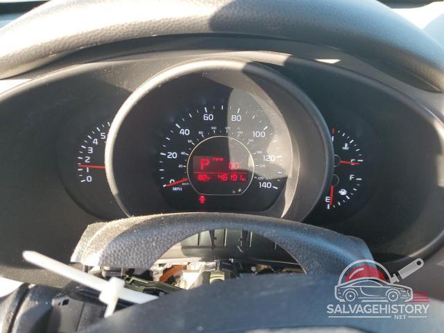 KNDJN2A2XG7408198 2016 KIA SOUL photo no. 9