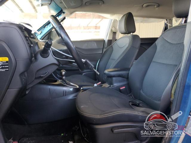 KNDJP3A50G7359460 2016 KIA SOUL photo no. 7