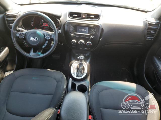 KNDJP3A55G7860828 2016 KIA SOUL photo no. 8