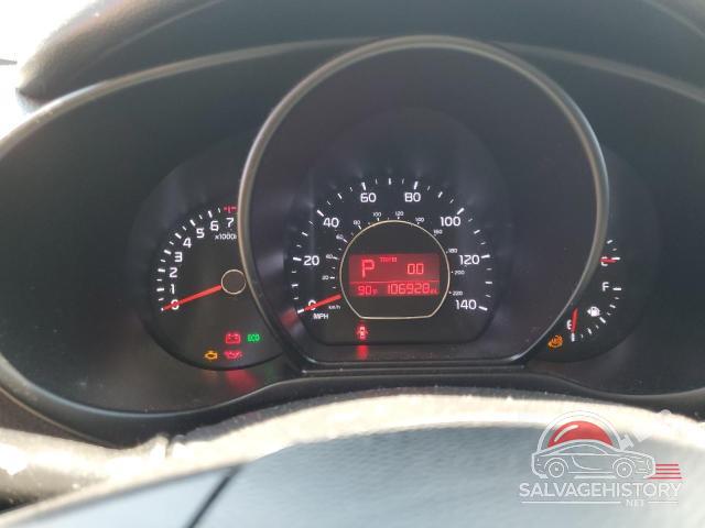 KNDJP3A55G7860828 2016 KIA SOUL photo no. 9