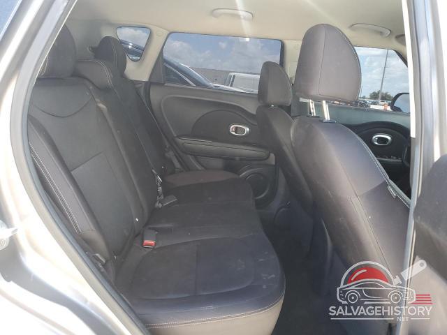 KNDJN2A21H7487570 2017 KIA SOUL photo no. 11