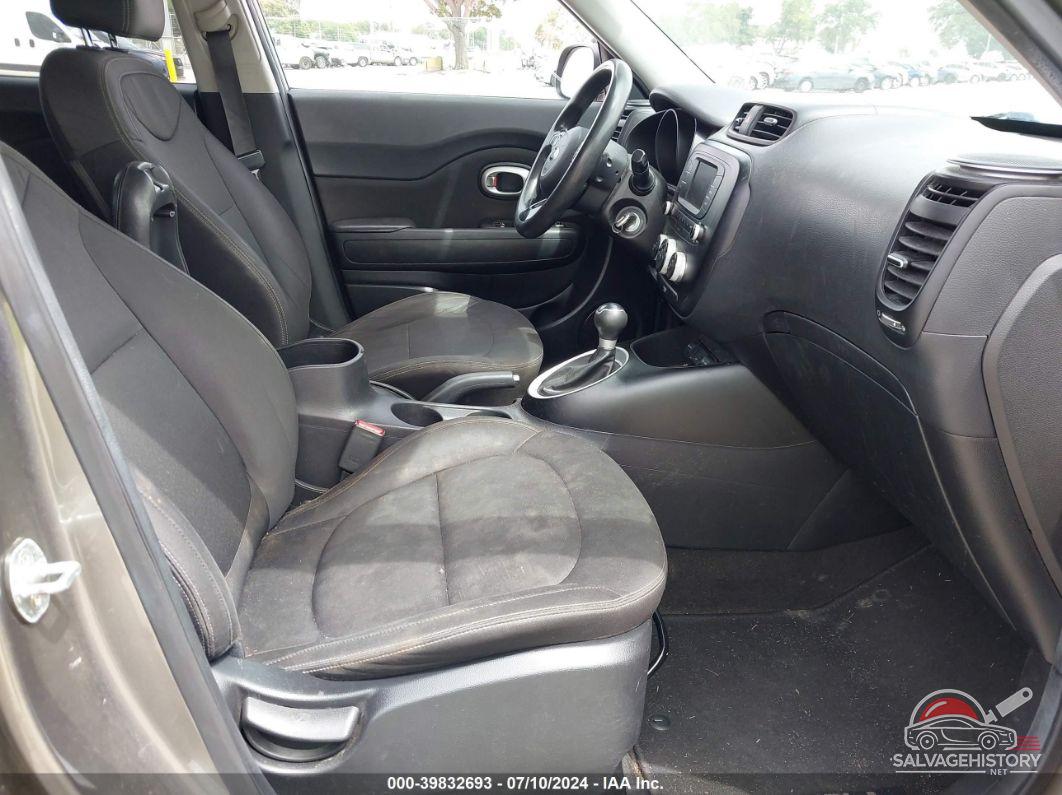 KNDJN2A24H7424575 2017 KIA SOUL photo no. 5