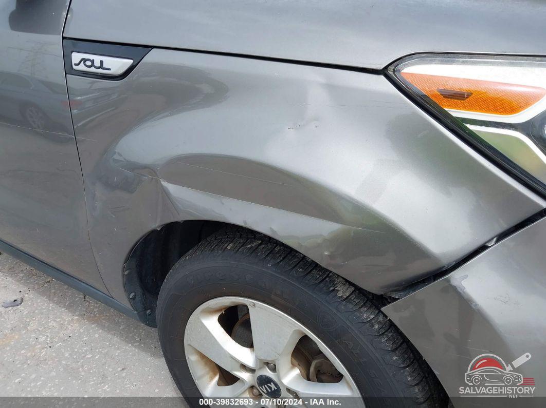 KNDJN2A24H7424575 2017 KIA SOUL photo no. 6