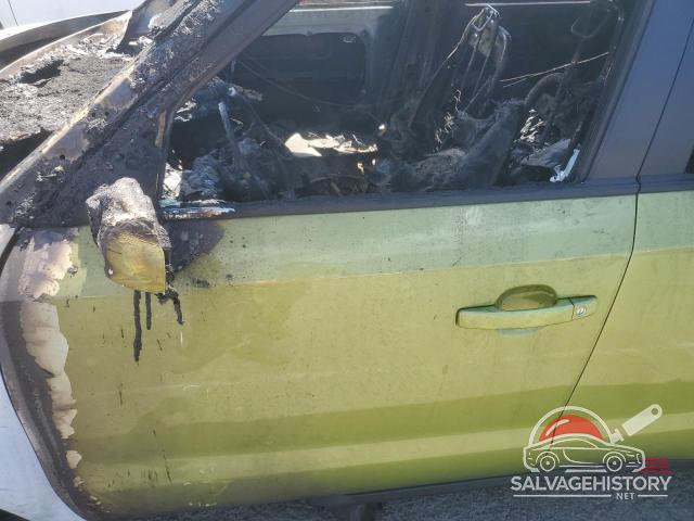KNDJN2A25H7885803 2017 KIA SOUL photo no. 7