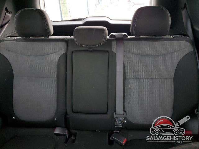 KNDJP3A50H7504322 2017 KIA SOUL photo no. 10