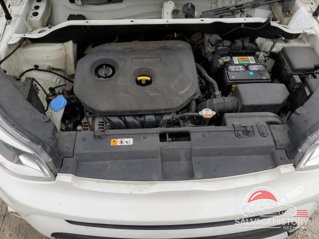 KNDJP3A50H7504322 2017 KIA SOUL photo no. 12