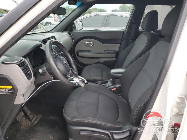 KNDJP3A50H7504322 2017 KIA SOUL photo no. 7