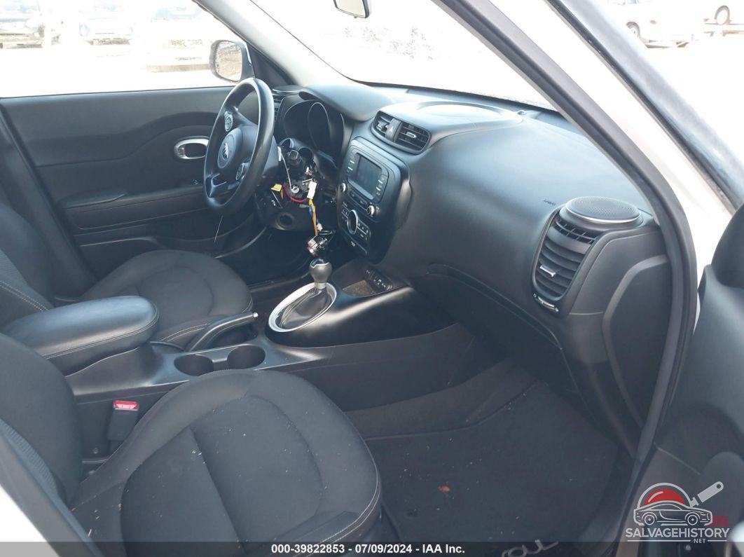 KNDJP3A59H7429703 2017 KIA SOUL photo no. 5