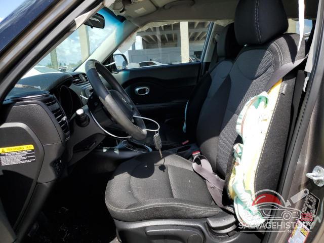 KNDJP3A51K7696471 2019 KIA SOUL photo no. 7
